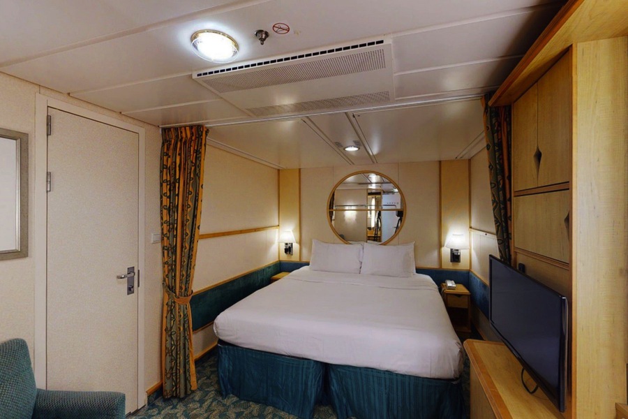 RCI, Mariner, Interior.jpg